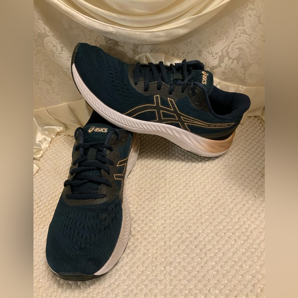 ASICS
